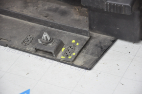 Right threshold Chevrolet Volt 16 - black, broken fastener