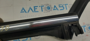 Upper rear right door molding Jeep Compass 17- chrome with glass seal, scratches, for polishing