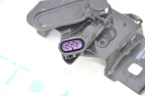 Chevrolet Volt 16 hood lock with sensor