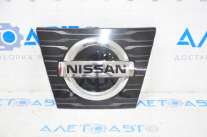 Nissan Rogue 17 Front Grille Emblem - Square, Radar, Sand