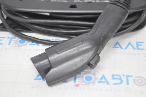 Chevrolet Volt 16-120V charging cable scratches, broken fasteners