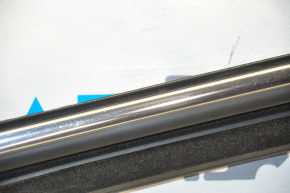 Upper rear right door molding Jeep Cherokee KL 14 - chrome with glass seal, minor scratches