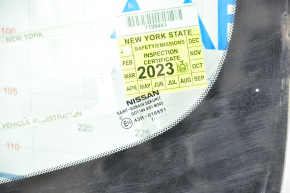 Nissan Rogue 14-20 windshield with mirror, chip
