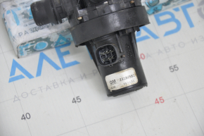 Chevrolet Volt 16-C engine cooling system valve