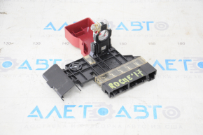 Positive terminal Nissan Rogue 14-20 with cover