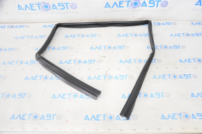 Rear left window seal for Nissan Murano z50 03-07