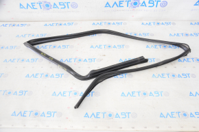 Front right windshield seal for Nissan Murano z51 09-14