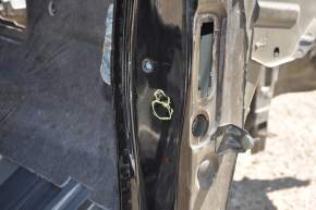 Front right quarter Chevrolet Volt 16 - on the body, black, pokes