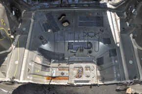 Chevrolet Volt 16 trunk trough - on the body