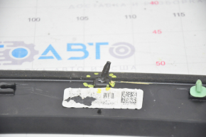 Chevrolet Volt 11-15 Hood Molding Broken Guide