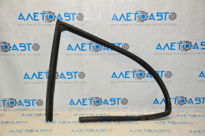 Glass seal front right Chrysler 200 11-14