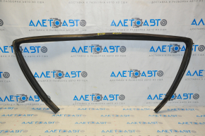 Toyota Sequoia 08-16 tailgate glass seal