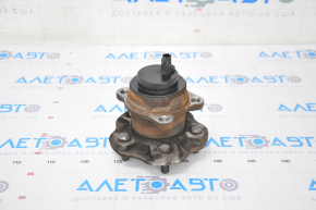Rear right hub Lexus RX350 RX450h 10-15 FWD