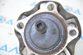 Rear right hub Lexus RX350 RX450h 10-15 FWD