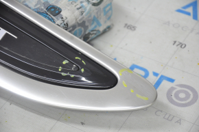Molding emblem wing right Chevrolet Volt 11-15 scratches