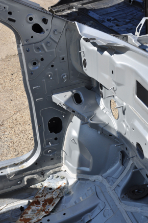 Front left quarter Nissan Rogue 14-20 silver, on the body