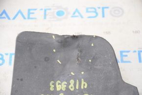 Mudguard rear left VW Jetta 19 - tear