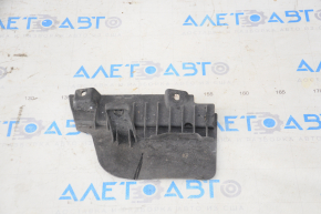 Mudguard rear right VW Jetta 19 - tear