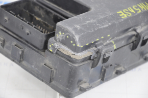 Ford Fusion mk5 13-20 hybrid underhood fuse box, missing cover fragment