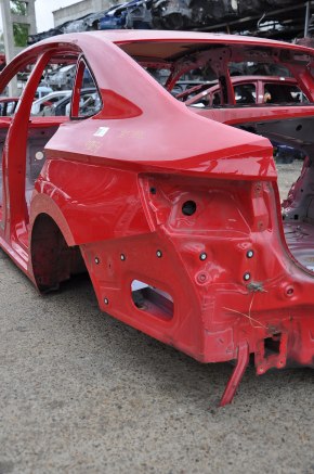 Quarter wing rear left VW Jetta 19- red, on the body