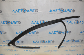 Upper front left door molding with glass seal Infiniti QX30 17- scratches, nicks