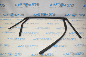 Upper rear left door molding Ford Escape MK4 20- chrome, with glass seal, minor scratches, for polishing