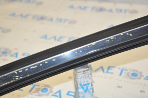 Upper rear left door molding Ford Fusion mk5 13-20 chrome with glass seal, scratches, for polishing