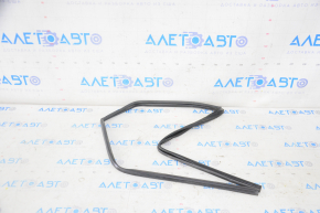 Rear left glass seal for Lexus IS200 IS300 99-05