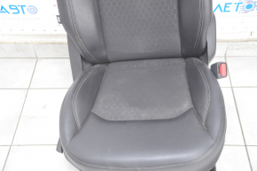 Passenger seat Jeep Compass 17- without airbag, mechanical, combined leather black + cloth, needs cleaning, broken zipper