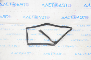 Rear left window seal for Lexus Hs250h 10-12
