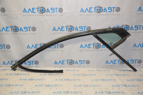 Upper door molding with glass seal and triangle front right Lincoln MKC 15- scratches, for polishing