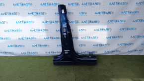 The central right body pillar of Hyundai Santa FE 19-20 is sawn off