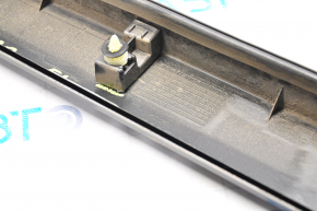 Door trim lower front left Subaru Outback 20 - broken fastening