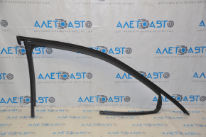 Upper front left door molding VW Passat b7 12-15 USA chrome with glass seal, scratches