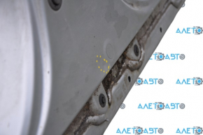 The central right body pillar of Acura MDX 14-20 is sawn off, butts