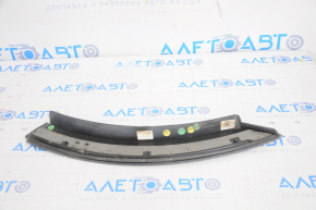 Door arch trim lower rear left Audi Q8 19 - worn
