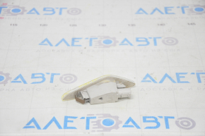 Right wing turn signal BMW X5 E70 07-13 crack on glass