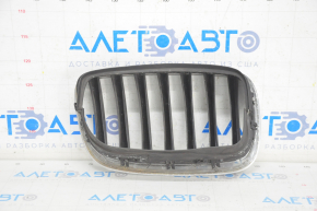 Radiator grill nostril left BMW X5 E70 07-13 sand, paint peeled off