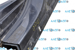 The central left body pillar of the Buick Encore 13-19 is sawn off, dents, bumps