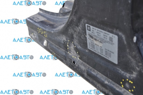The central left body pillar of the Buick Encore 13-19 is sawn off, dents, bumps
