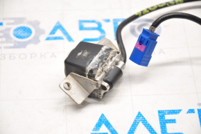 Tesla Model S 12-20 Rear View Camera in Glue