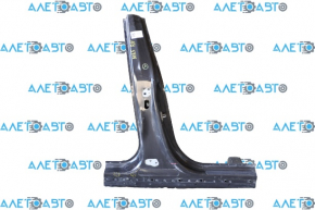 The central right body pillar of Ford Fusion mk5 13-20 is sawn off, butts