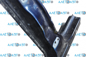 Lincoln MKC 15 right central body pillar - sawn off, bumps