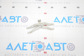 Fuel injector mounting bracket BMW X5 E70 07-13 3.0 N55 lower