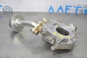 Oil pump of internal combustion engine Nissan Maxima A36 16- with oil receiver, defect of oil receiver