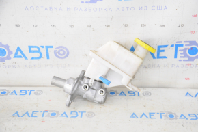 Brake master cylinder with reservoir Jeep Cherokee KL 19-22 with cover, broken mount