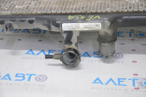 Nissan Versa 1.8 10-12 radiator with dented honeycomb, no cover