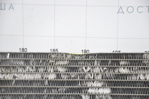 The air conditioning radiator condenser Nissan Murano z50 03-07 honeycombs are crumbling, crushed
