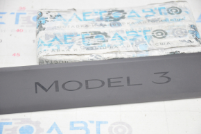 Door sill trim front left outer Tesla Model 3 18- black, scratches