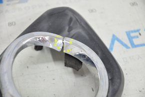 Nissan Rogue 14-16 right fog light frame cracked